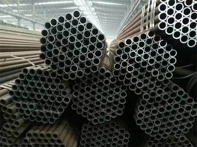 河池20#石油裂化用无缝钢管